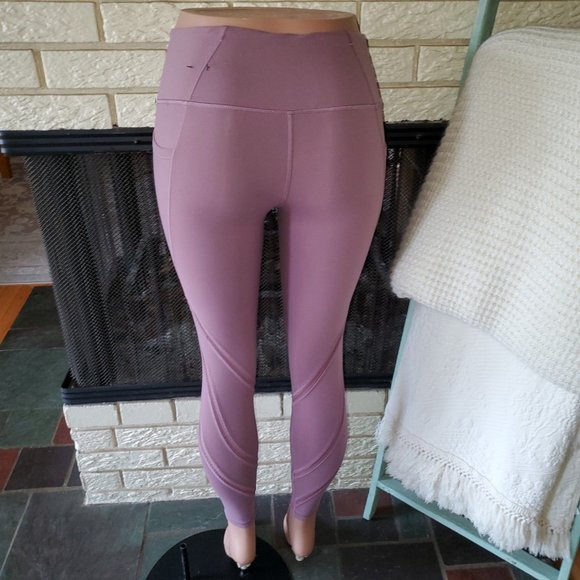 Victoria's Secret Total Knockout High Rise Stitch Detail Pocket Legging XS Short - Picture 4 of 9